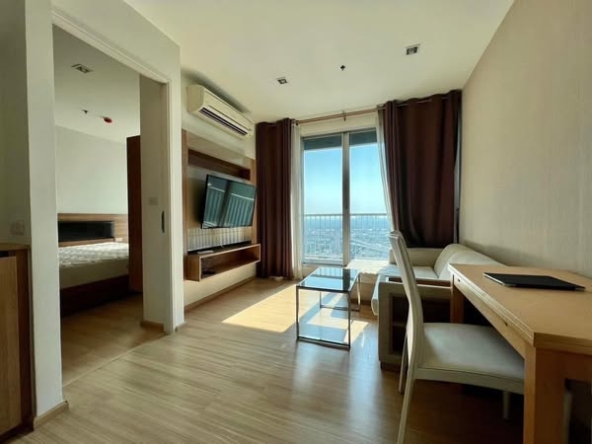 bedroom of Rhythm Sukhumvit 50