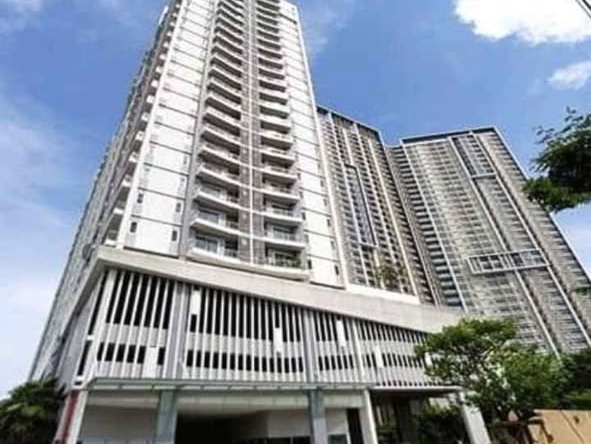 Supalai Lite Sathorn-Charoenrat Condo