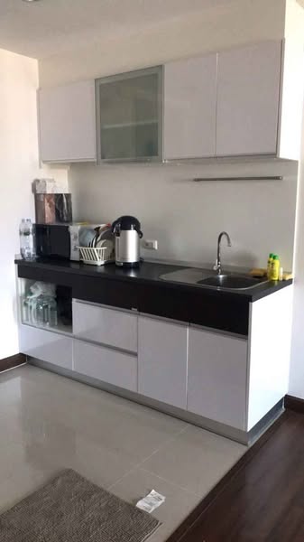Supalai Lite Sathorn-Charoenrat Condo