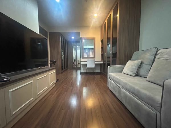 living room of Supalai Premier Ratchathewi