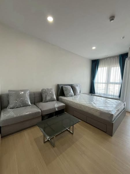 living room and bedroom of Supalai Veranda Ramkhamhaeng
