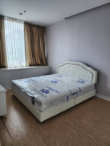 bedroom of TC-Green Condominium
