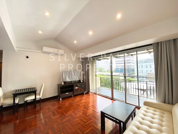 bedroom of The Alcove Thonglor 10