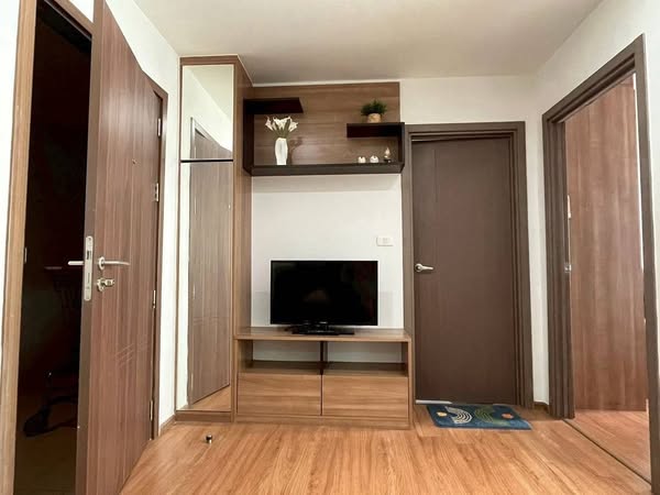 bedroom and room interior of THE BASE Sukhumvit 77