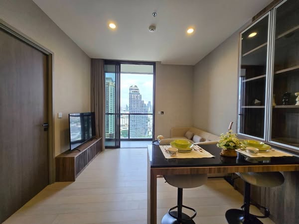 living room and room interior of THE EXTRO Phayathai-Rangnam
