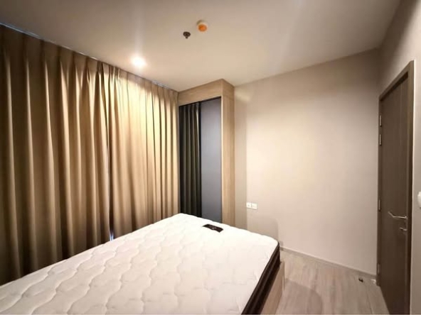 bedroom of THE LINE Wongsawang