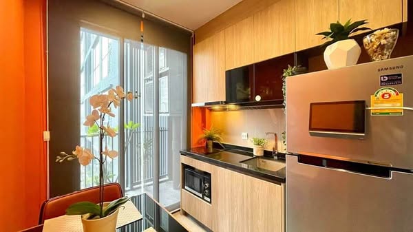 kitchen of THE LINE Wongsawang