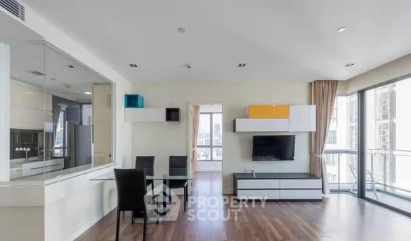 The Room Sukhumvit 62