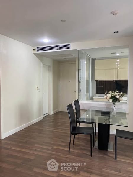 room interior of The Room Sukhumvit 62