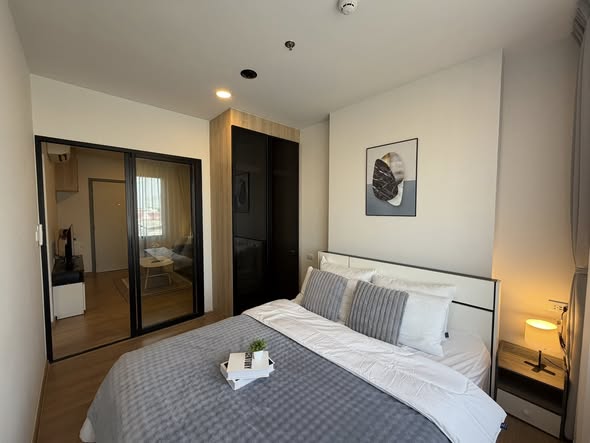 bedroom of Chewathai Pinklao | ชีวาทัย ปิ่นเกล้า