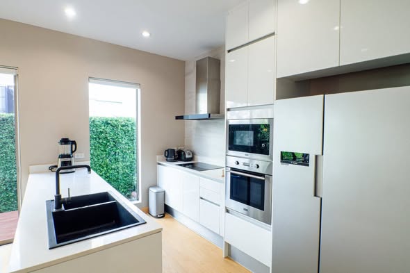 room interior and kitchen of Soi Mu Ban Prime Nature Villa