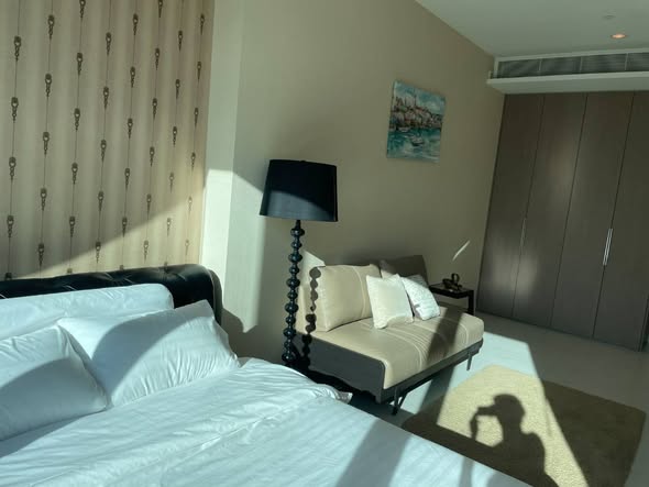 bedroom of 185 Rajadamri