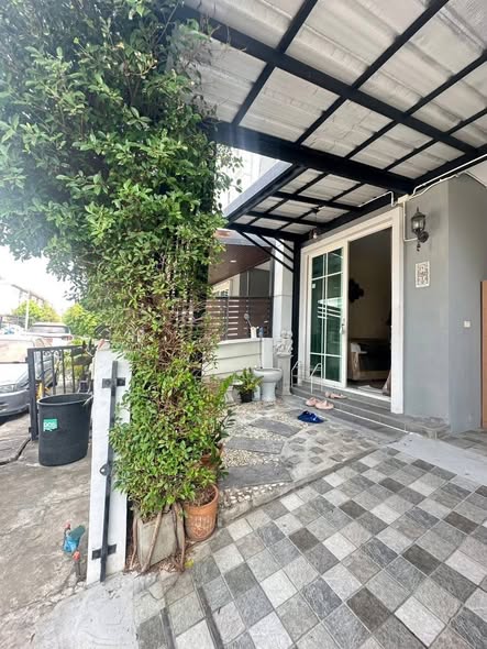 โกลเด้น ทาวน์ 3 ลาดพร้าว เกษตรนวมินทร์