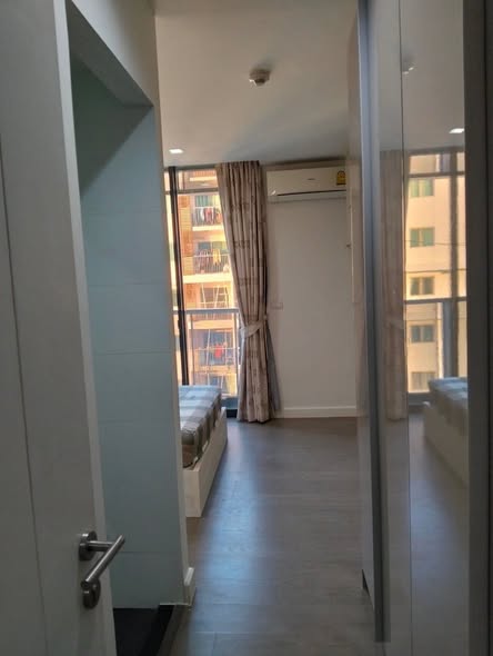 bedroom and room interior of A Space ID Asok-Ratchada