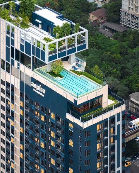 Aspire Onnut Station