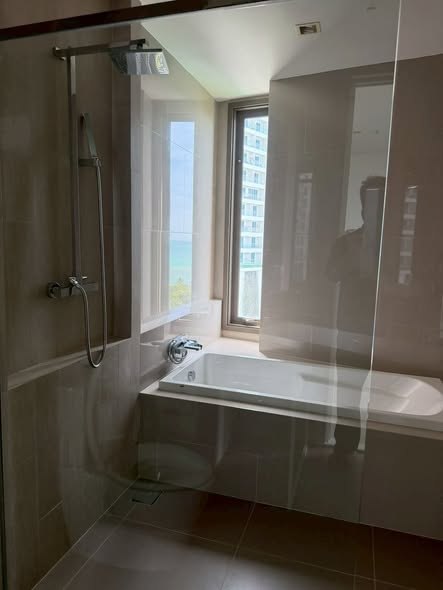 room interior and bathroom of Baan Plai Haad Pattaya