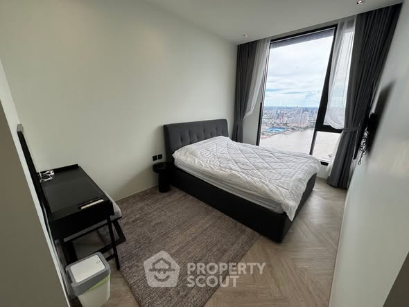 bedroom of Chapter Charoennakhon–Riverside