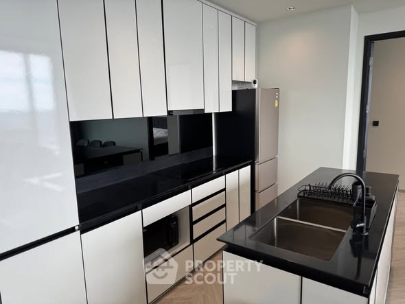 Chapter Charoennakhon–Riverside