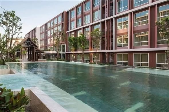 pool of D Vieng Santitham