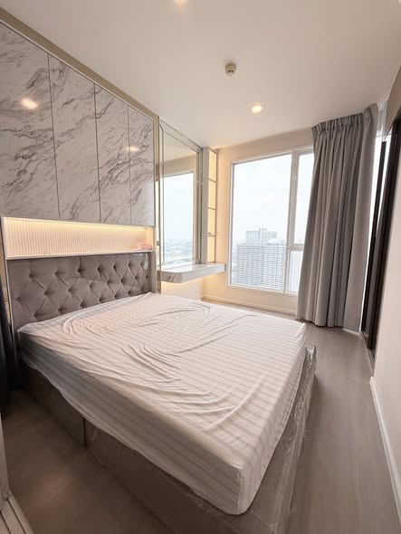 bedroom of De Lapis Charan 81 by Grand Unity