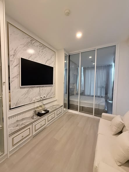 bedroom and living room and room interior of De Lapis Charan 81 by Grand Unity