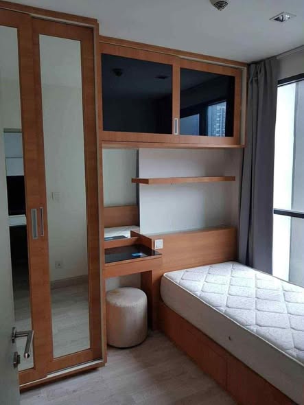 bedroom of Ideo Mobi Rama 9