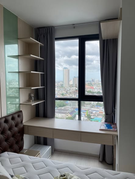 bedroom of Ideo Mobi Sathorn