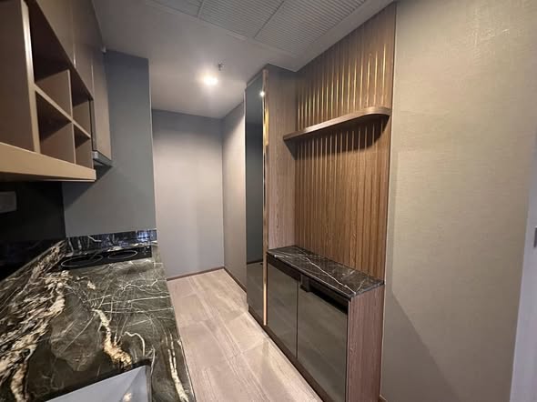 bathroom and kitchen of Ideo Q Sukhumvit 36