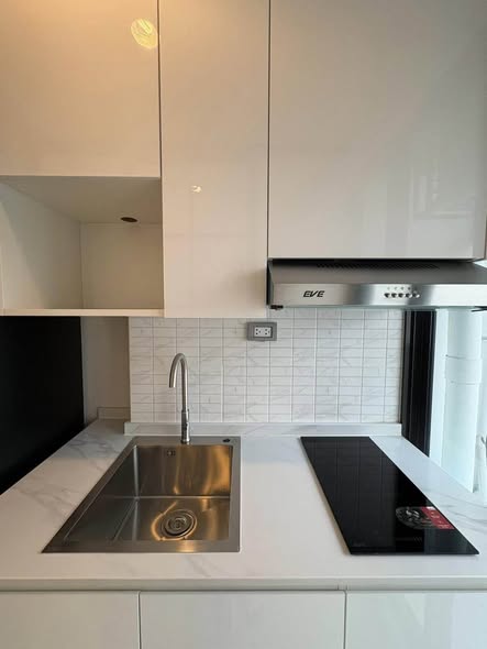 kitchen of Ideo Sathon-Tha Phra