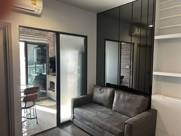 room interior of Ideo Sukhumvit 93