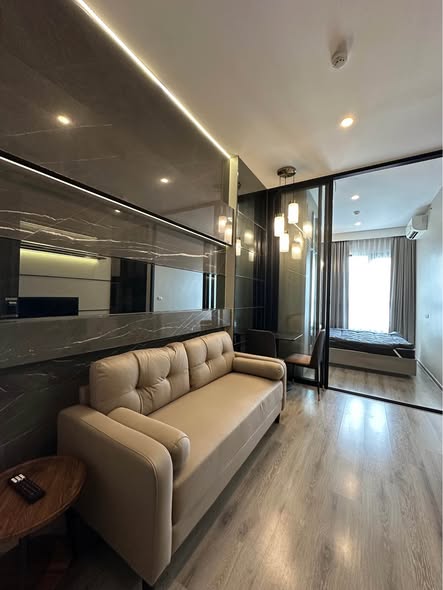 bedroom and living room of KnightsBridge Prime Onnut