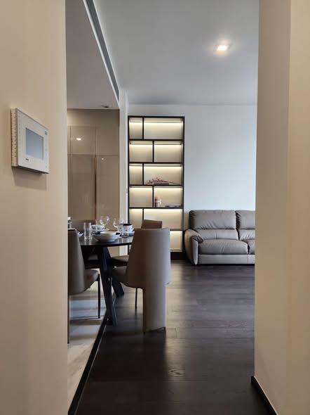 living room and room interior of LAVIQ Sukhumvit 57