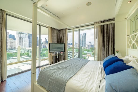 bedroom of Le Raffine Sukhumvit 39
