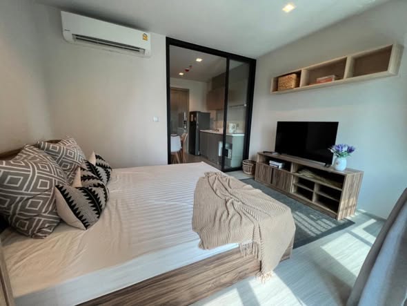 bedroom of Life Asoke – Rama 9