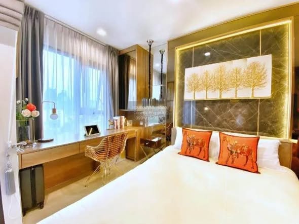 bedroom of Life One Wireless