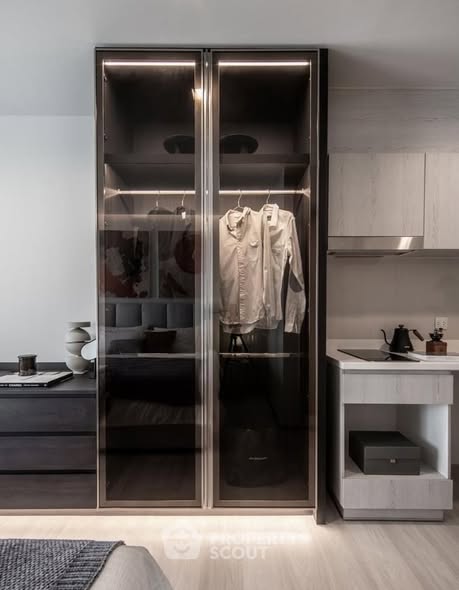 bedroom and room interior of Life One Wireless