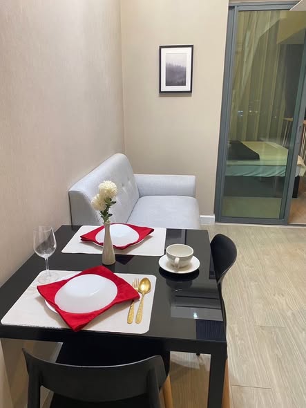 room interior of Metro Sky Prachachuen