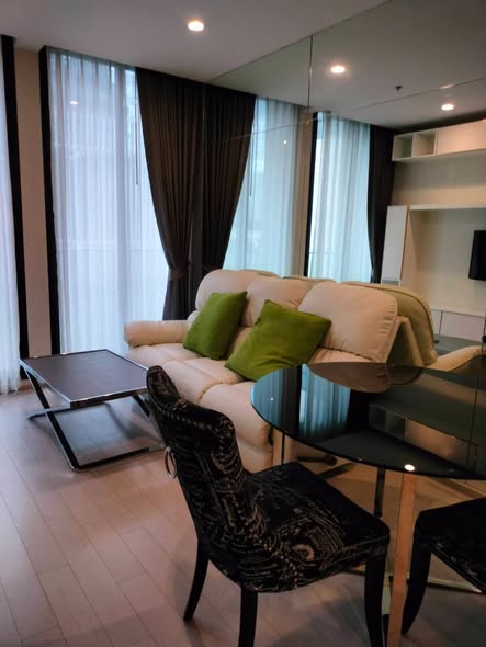 bedroom and living room of Noble Ploenchit