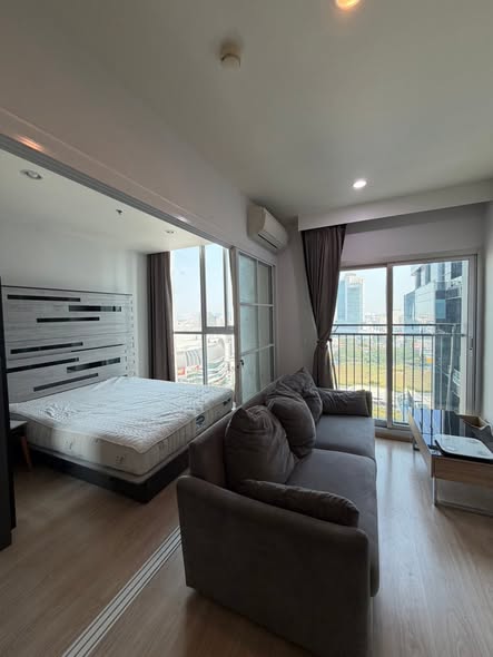 bedroom of Noble Revolve Ratchada 1