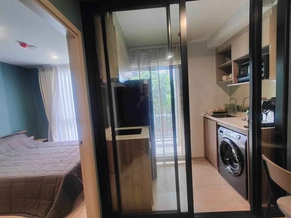 bedroom and room interior of Nue Cross Khu Khot Station (นิว ครอส คูคต สเตชัน)