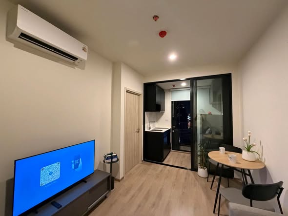 living room and room interior of Nue District R9