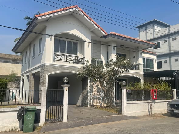 Piemsuk Rattanathibeth-Rachapruek