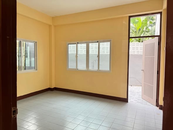 Piemsuk Rattanathibeth-Rachapruek