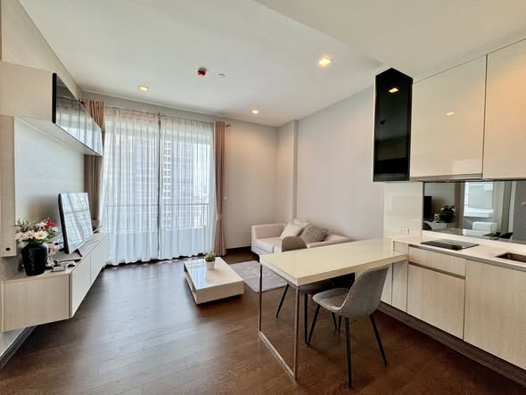 living room and room interior of Q Asoke