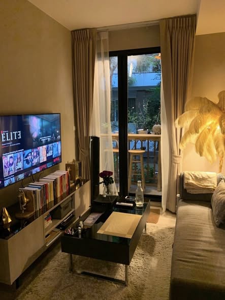 bedroom and living room of Quintara Arte Sukhumvit 52