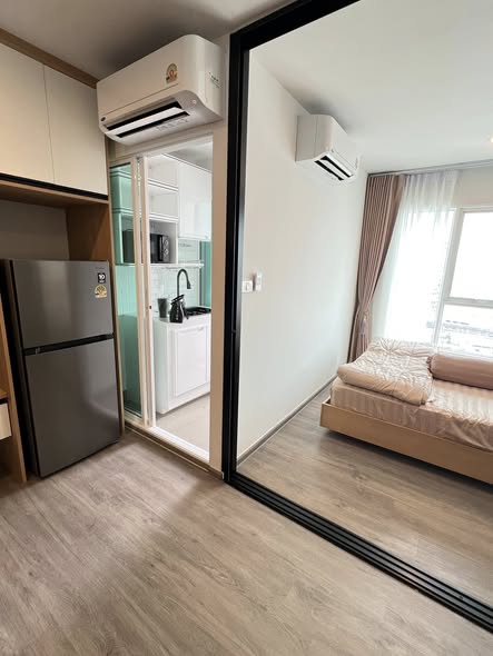 bedroom and room interior of Regent Home Bangna (รีเจ้นท์โฮม บางนา)