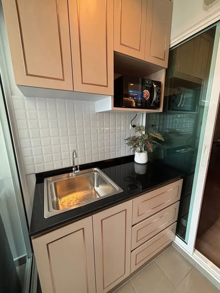 kitchen of Regent Home Bangna (รีเจ้นท์โฮม บางนา)