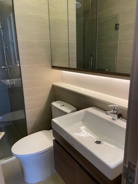 bathroom of Rhythm Charoenkrung Pavillion