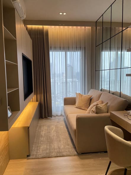 living room of Rhythm Charoenkrung Pavillion