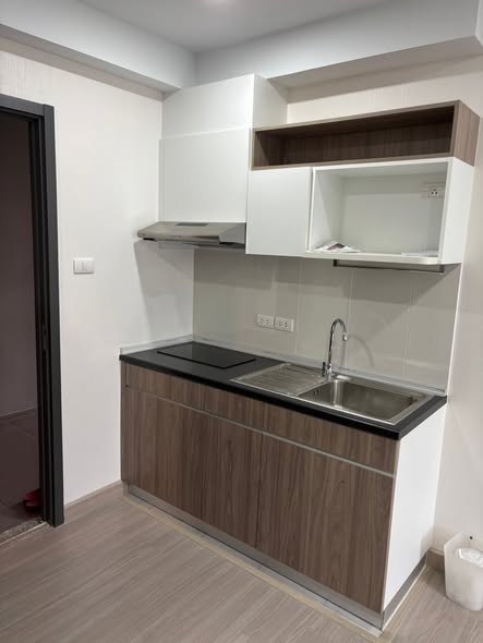 kitchen of Supalai City Resort Charan 91